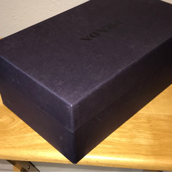 Prada Box and pair of Dust Bags - Picture 5 of 15